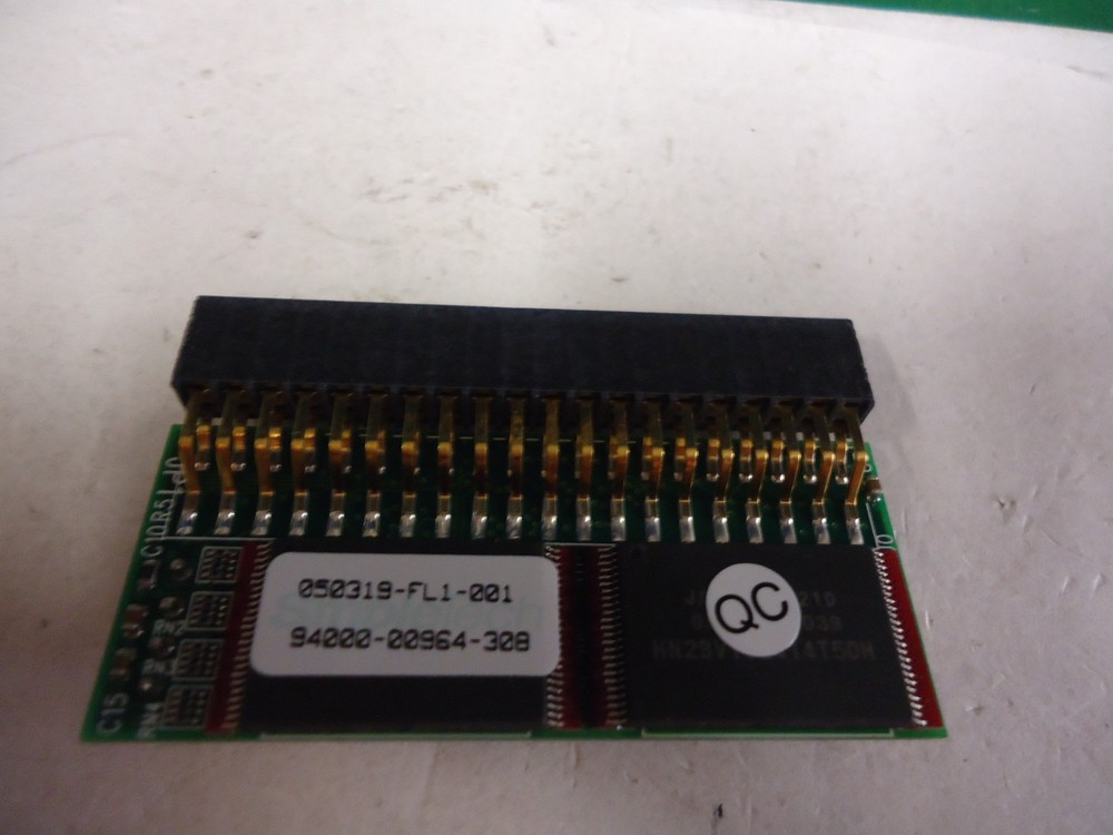 SLFDM40LPV512H, Simple Tech, 512MB 40PIN Flash Disk Module Vert., BRAND NEW!