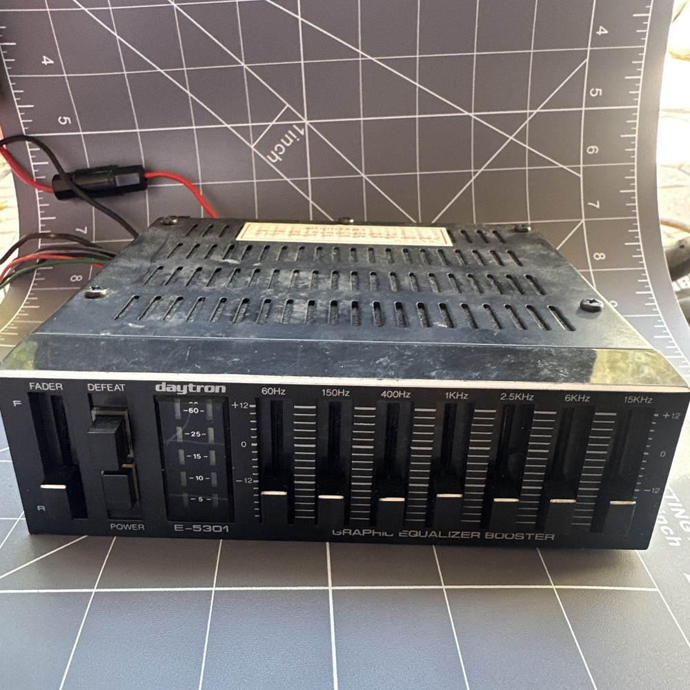 Daytron E-5301 Graphic Equalizer Amplifier Booster - Vintage UNTESTED