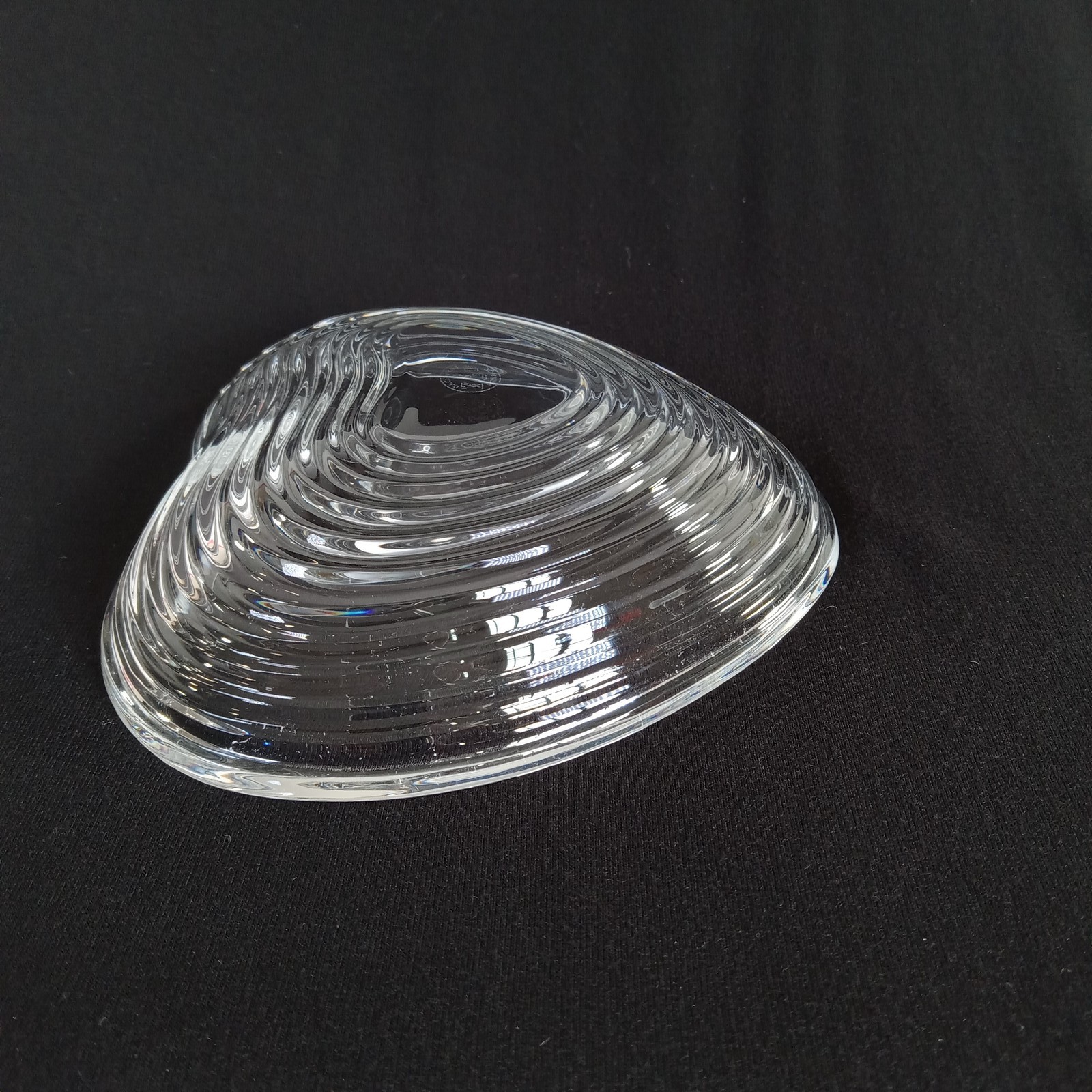Baccarat Crystal Heart Dish Bowl Clear Ribbed France Signed Clear 4.75"