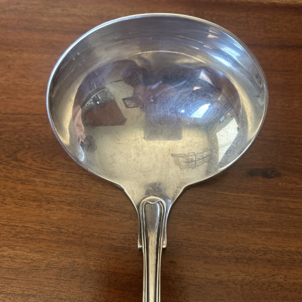 Vintage Reed And Barton Silver Plated Punch Bowl Ladle 12” Holds 1/2 Cup Liquid