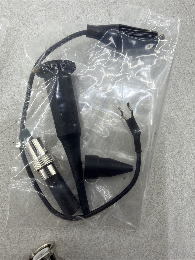 Oscilloscope Probe Kit Model AK 722 RSR Electronics