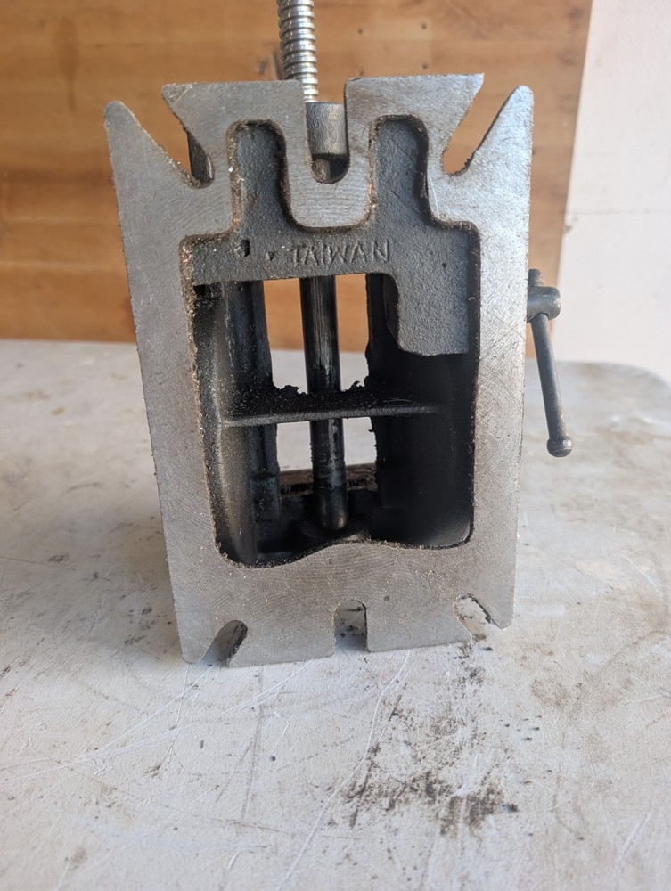 Vintage Tilting Vise Tilting Universal Base 4"