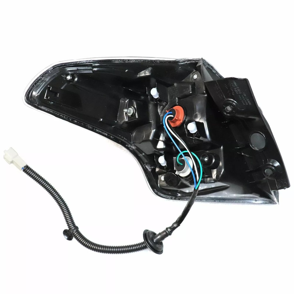 Right Passenger Tail Light for RAV4 2016-2018 Halogen Replacement