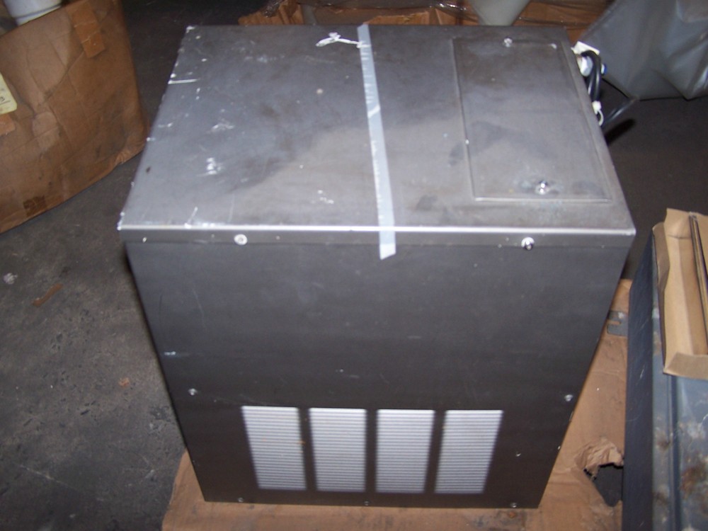 NESLAB CFT-33 COOLFLOW REFRIGERATED RECIRCULATOR CHILLER PD-1 335104030100