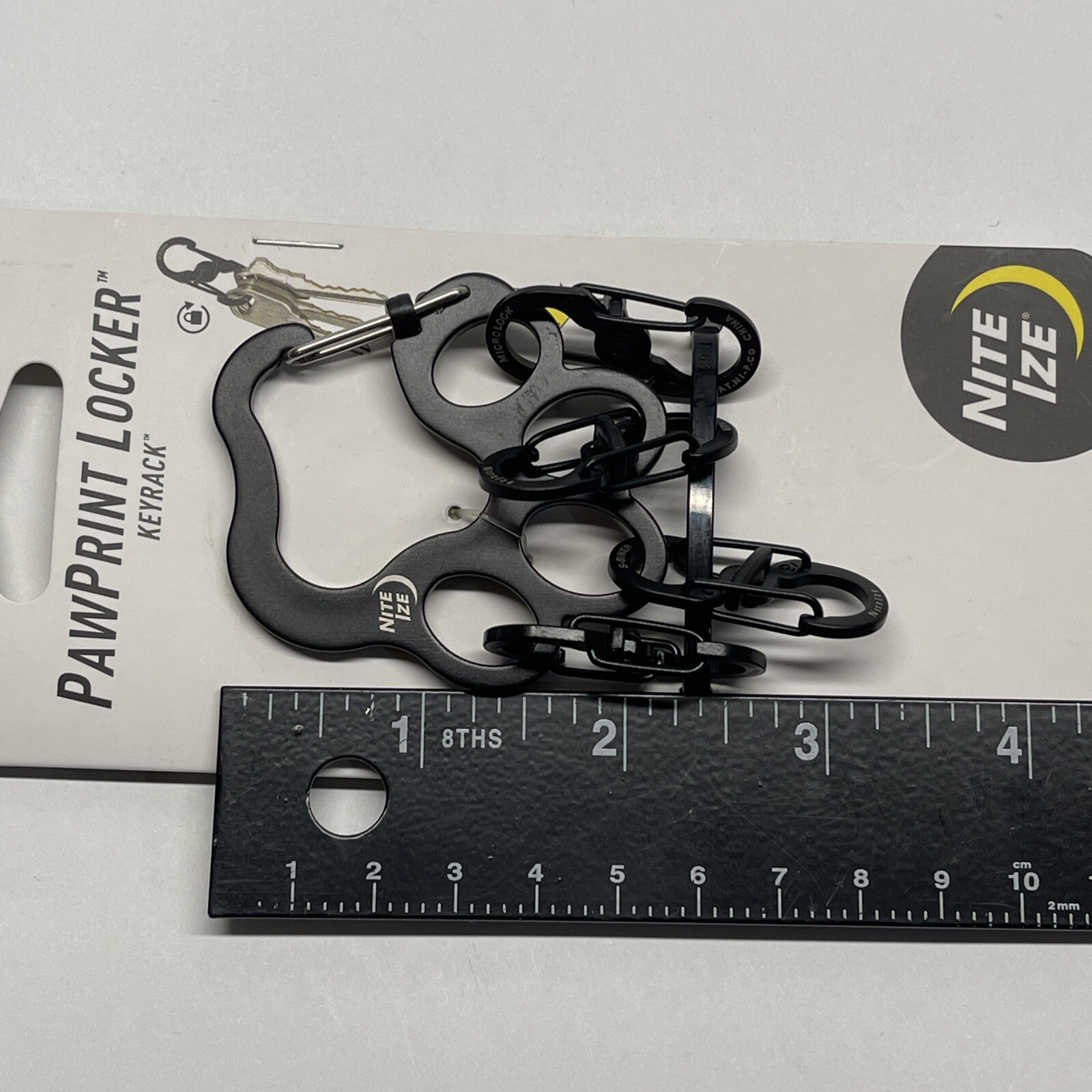 Nite Ize Pawprint Locker KeyRack Stainless Steel Organizer with Locking Carabi