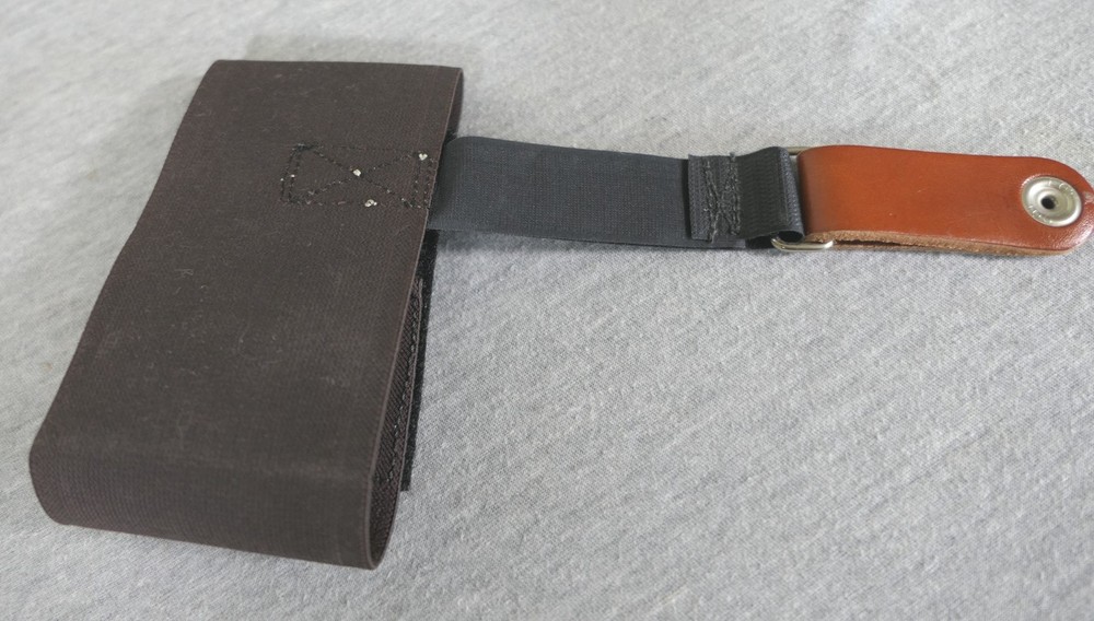 Unbranded Brown Plain Leather Elastic Hook & Loop Leg Thigh Arm Strap Band
