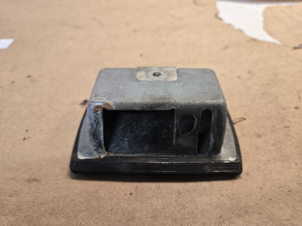 Triumph TR7 Ashtray YKC970
