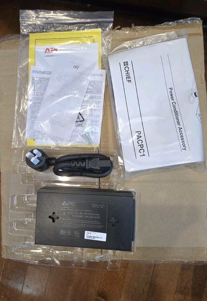 NEW Chief PACPC1 Flat Panel Power Filter Kit / APC C2 - line conditioner