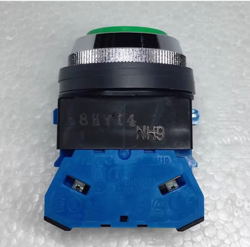 1PCS ABN101G 1NC green Self-reset button switch