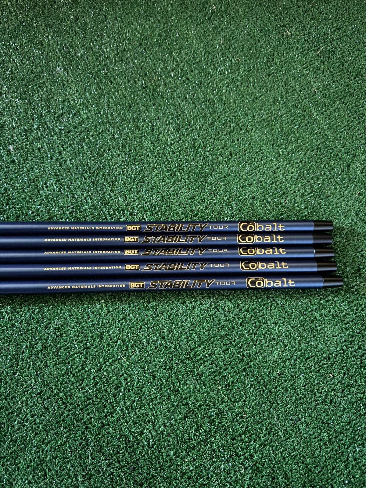 NEW BGT TOUR STABILITY SHAFT COBALT BLUE Inc Tip 355 370 390 PRICE LOWERED