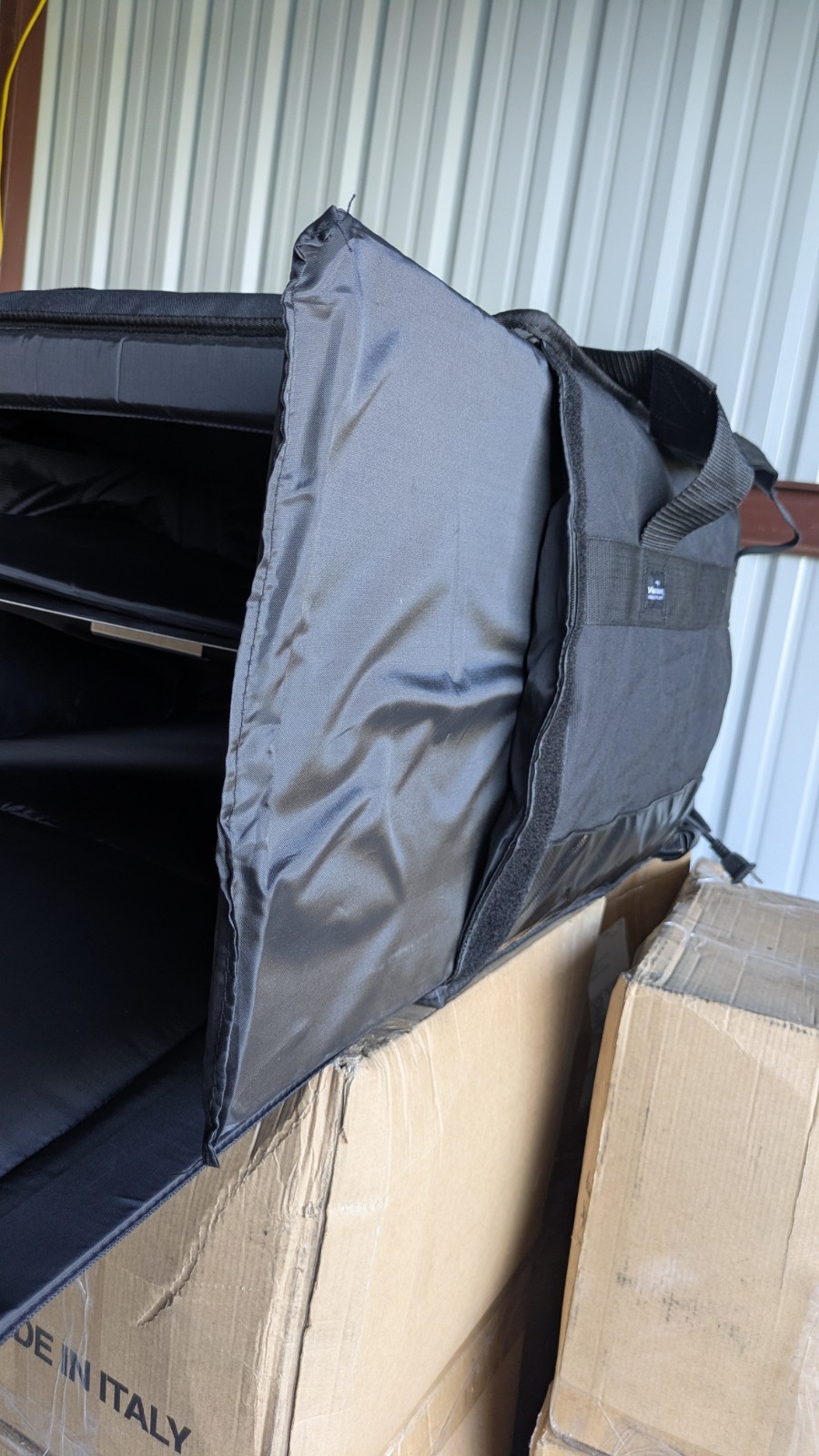 Vesture Heavy-Duty Thermal Chafer Pan Carrier Delivery Bag with Magnetic Closure