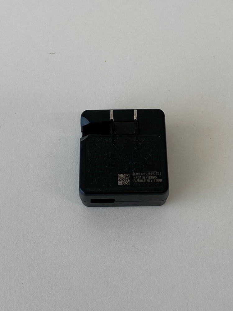 PP20: Sony AC-UB10d AC Adapter Wall Plug Camera Charger