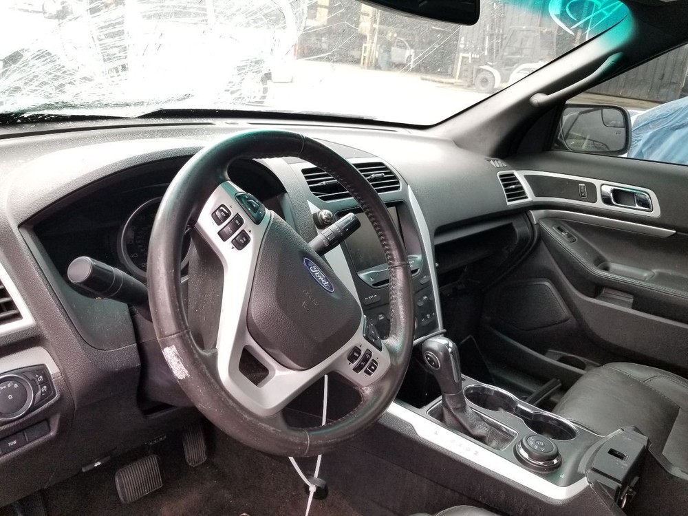 Camera/Projector Camera Tailgate Mounted Fits 13-15 EXPLORER 5076877