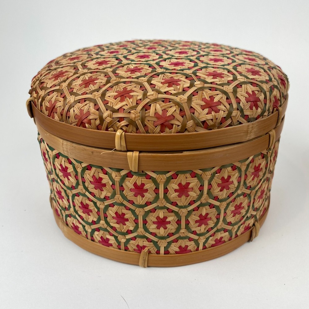 Thai Handicraft Bamboo Nesting Boxes Pikul Pattern Basket Set 2 EUC Decor