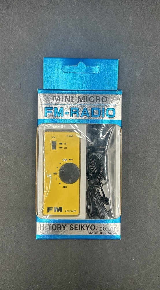 Vintage Hitory Seikyo Mini Micro FM Radio  - Rare In Box. Untested.