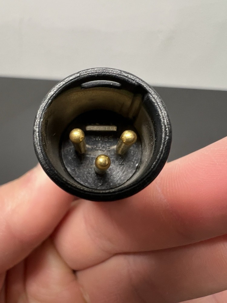 Neumann Swiss-Made XLR Test / Termination Plug w/ Indicators – Engineer Owned