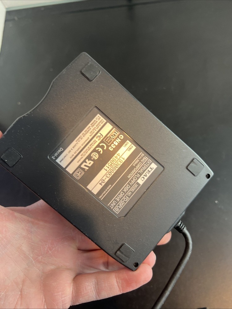 TEAC 3.5 Floppy Disk Drive Module External USB Model FD-05PUB 19308803-04 TESTED