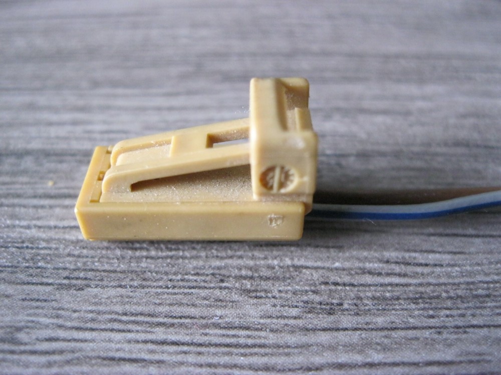 VW AUDI Wiring Harness Connector Pigtail Plug Socket 4B0971832A