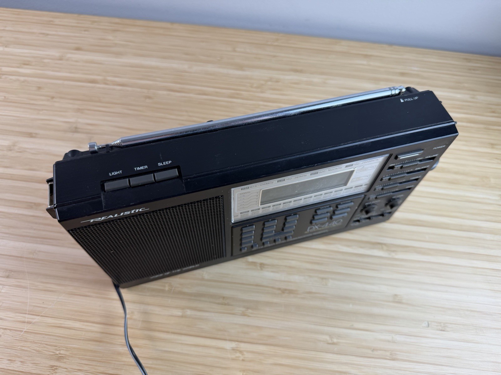 Realistic DX-440 AM FM All Band Portable Receiver Radio Working