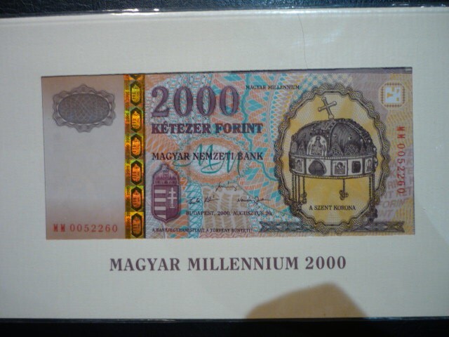 2000 HUNGARY 2000 FORINT  COMM. BANKNOTE  P#186 UNC