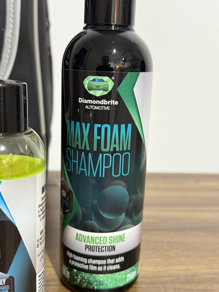 Diamondbrite Car Cleaning Kit & Bag