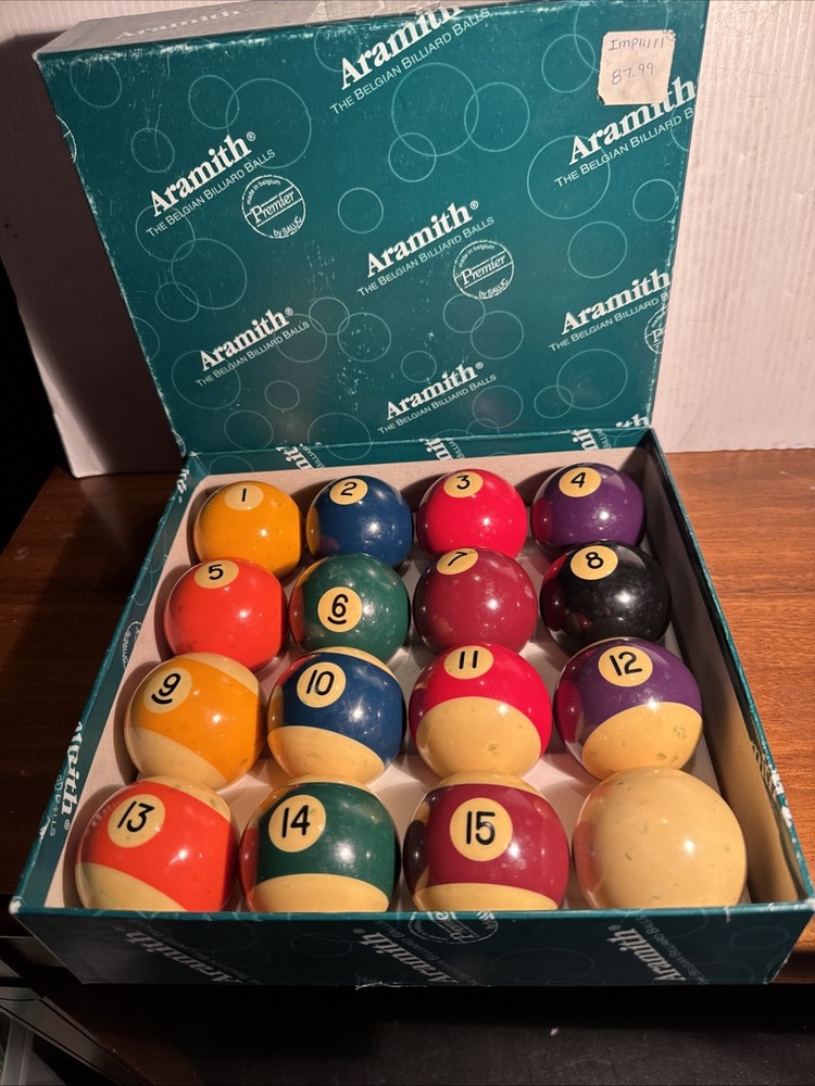 ARAMITH  BILLIARD POOL TABLE BALL SET