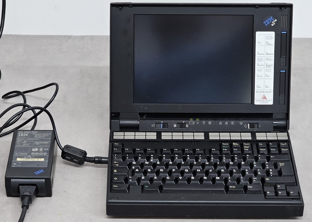 IBM PS/2 Note N51 SX Notebook Computer