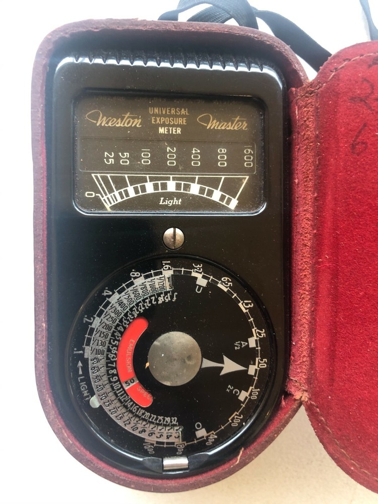 Weston Master Universal Exposure Light Meter Model 715 in Leather Case
