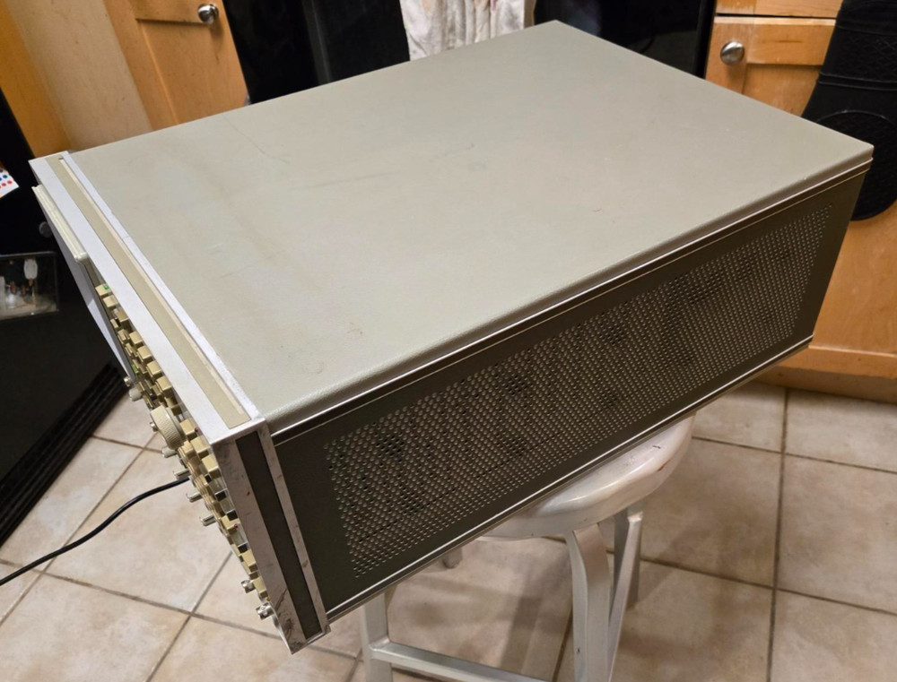 HP3585A Spectrum Analyzer - Please Read