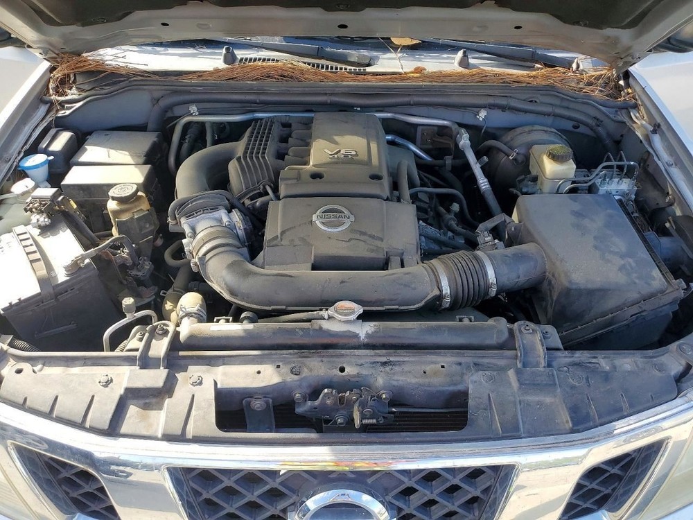 FRONTIER 2016 Glove Box 4971752