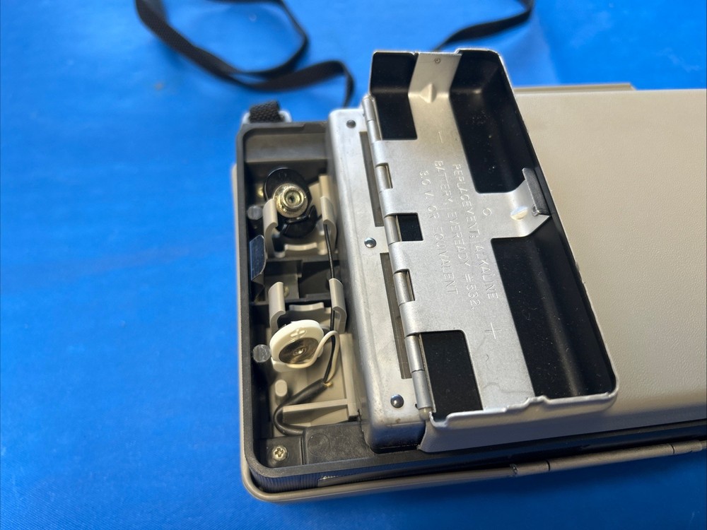 Polaroid Automatic 103 Land Camera (not tested)