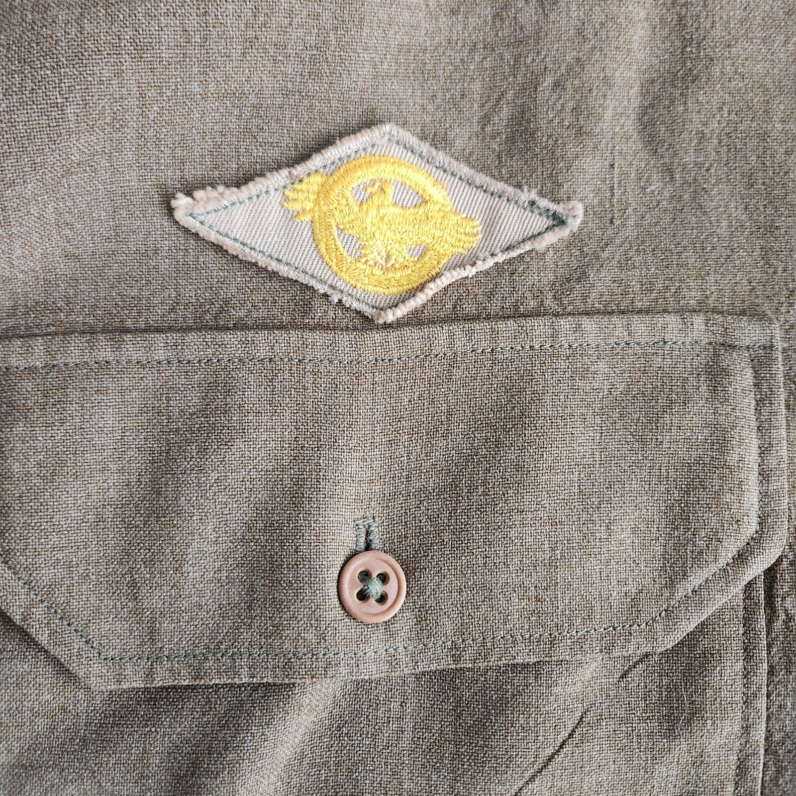 True Vintage WWII 1940’s U.S. Army Wool Officers Shirt Mens Large w/ Patch