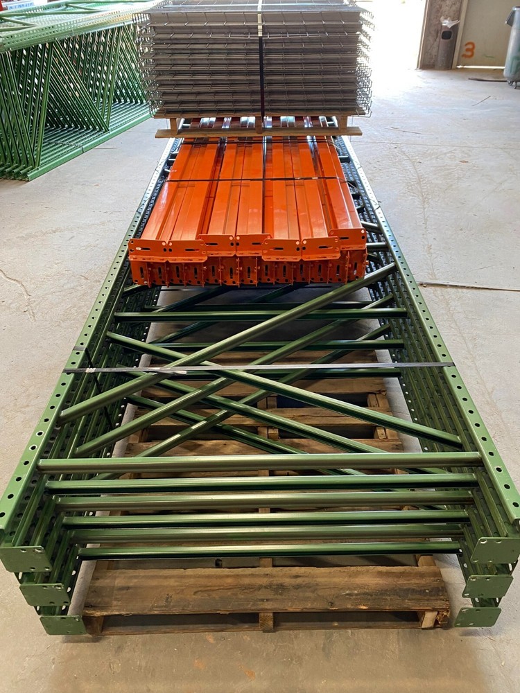 Teardrop Selective Pallet Rack Package