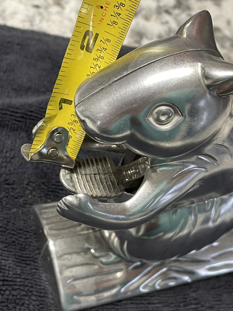 Squirrel Metal Nutcracker Nut
