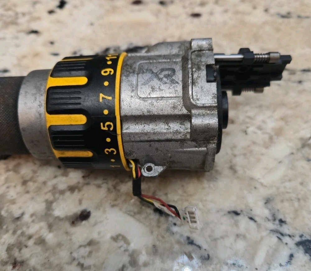 DEWALT DCD995 BRUSHLESS CHUCK ASSEMBLY HAMMERDRILL20V ONLY