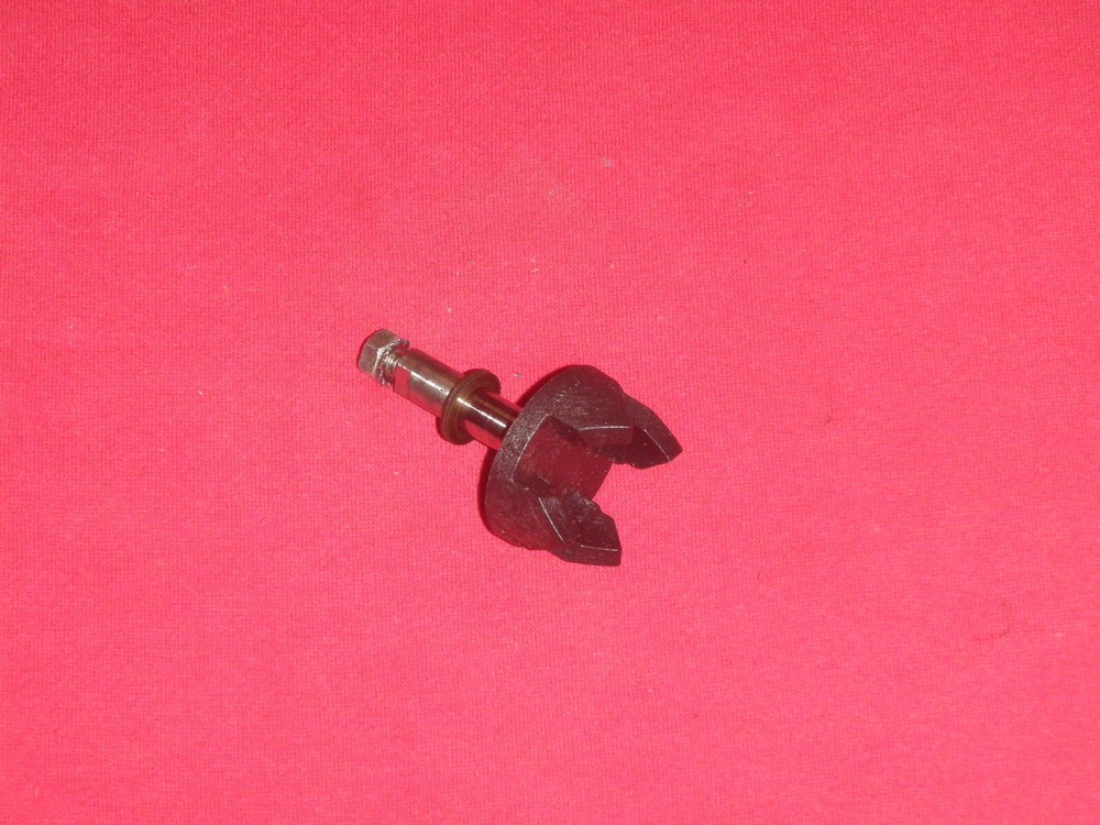 Sanyo Bread Maker Machine Rotary Drive Coupler for Model SBM-150