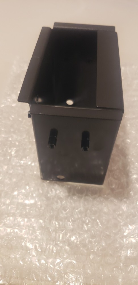 Extron Cable Cubby 1202/1402 Retractor Bracket 996485-01 B DS