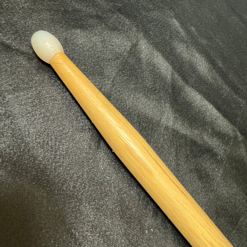 Vic Firth MS1N Corpsmaster Nylon Tip Drum Sticks