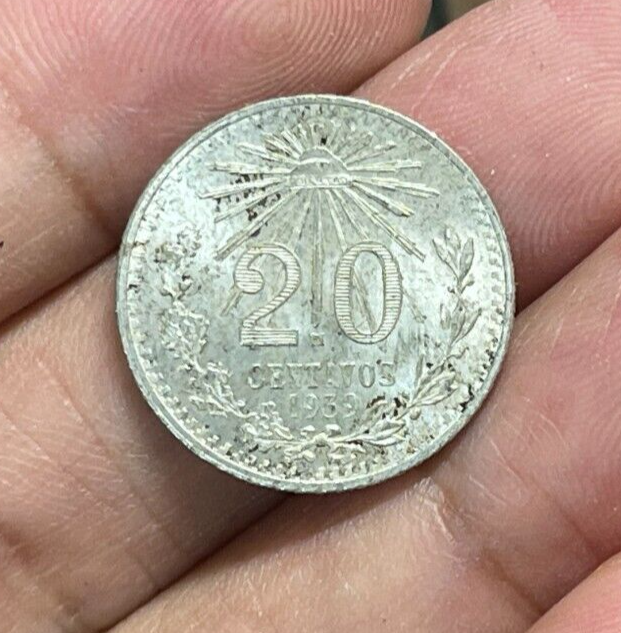 1939 Mexico 20 Centavos Silver Coin Excellent Condition
