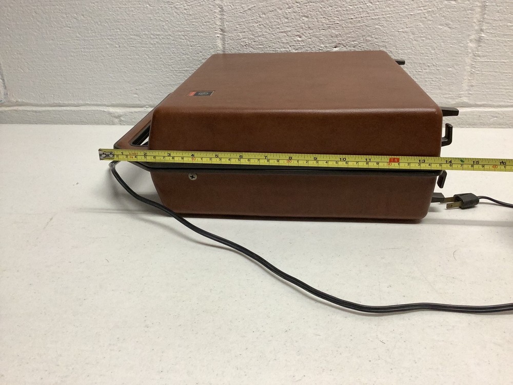 General Electric Transistor Solid State Record Player Vintage 4 Speed **READ**