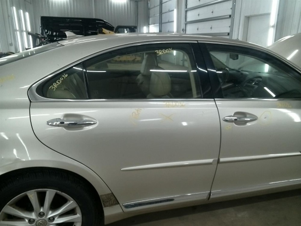 ES350 2012 High Mounted Stop Light 104836249