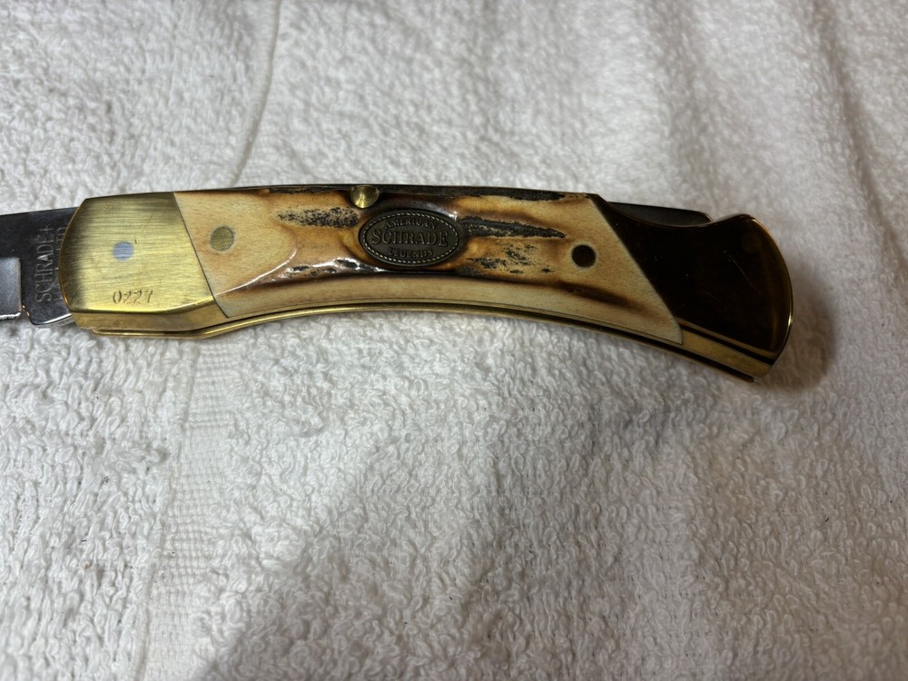 Schrade American Legends General Douglas MacArthur Lockback Knife with Case