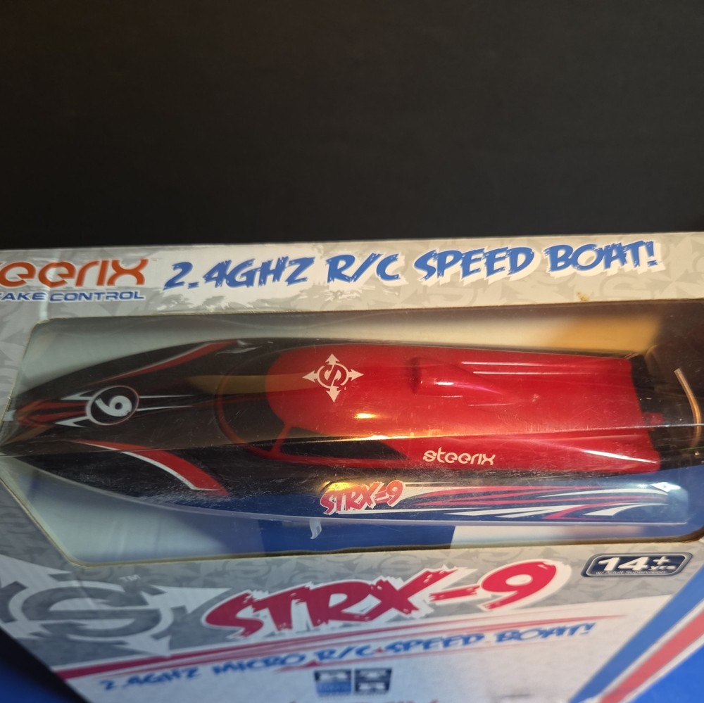 Steerix RC STRX-9 Micro RC Speedboat Controller and Battery Used
