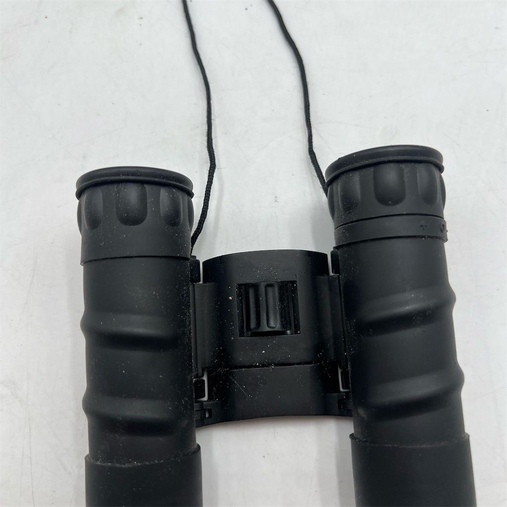 Tasco 10x25 Compact Binoculars Fully Coated Optics Lightweight
