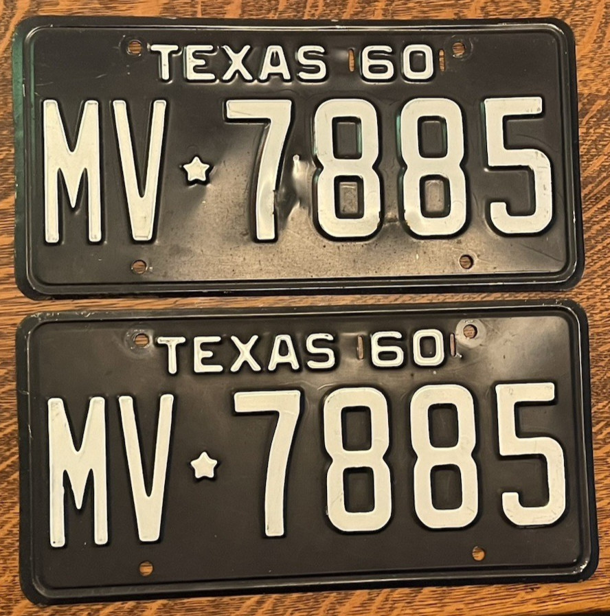 1 PAIR TEXAS LICENSE PLATE~ 1960~ MV*7885~ ORIGINAL PAINT