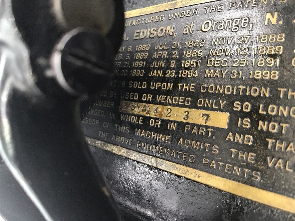 Edison Standard Phonograph Model A cylinder player