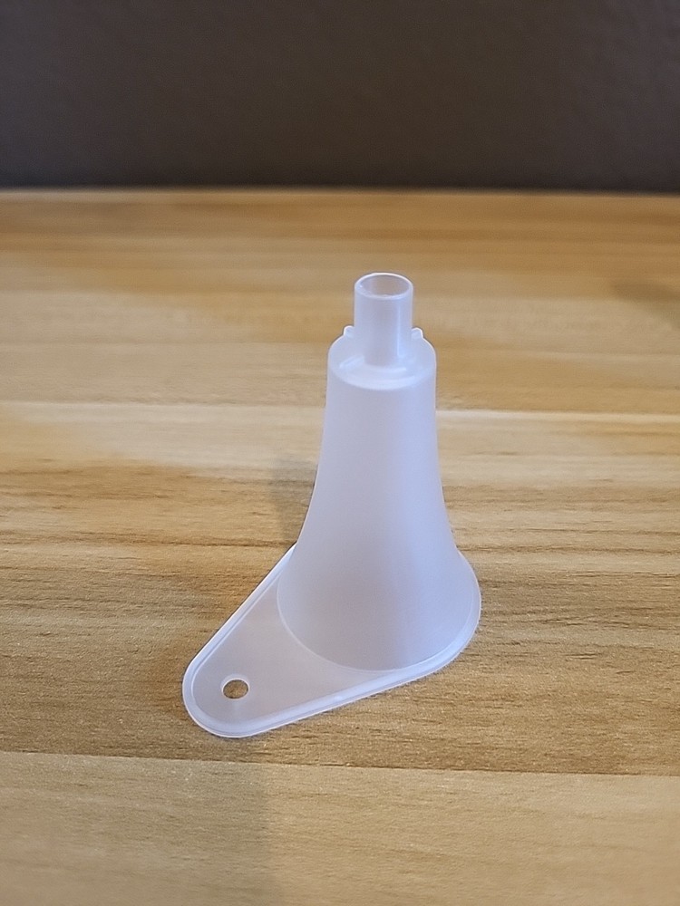 Golf Club Shaped Plastic Vinegar Sprayer With Funnel