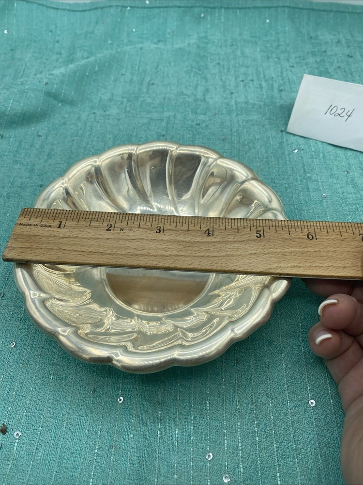 Gorham Silverplate Candy/Nut Dish YC647~~5 3/4" Diameter