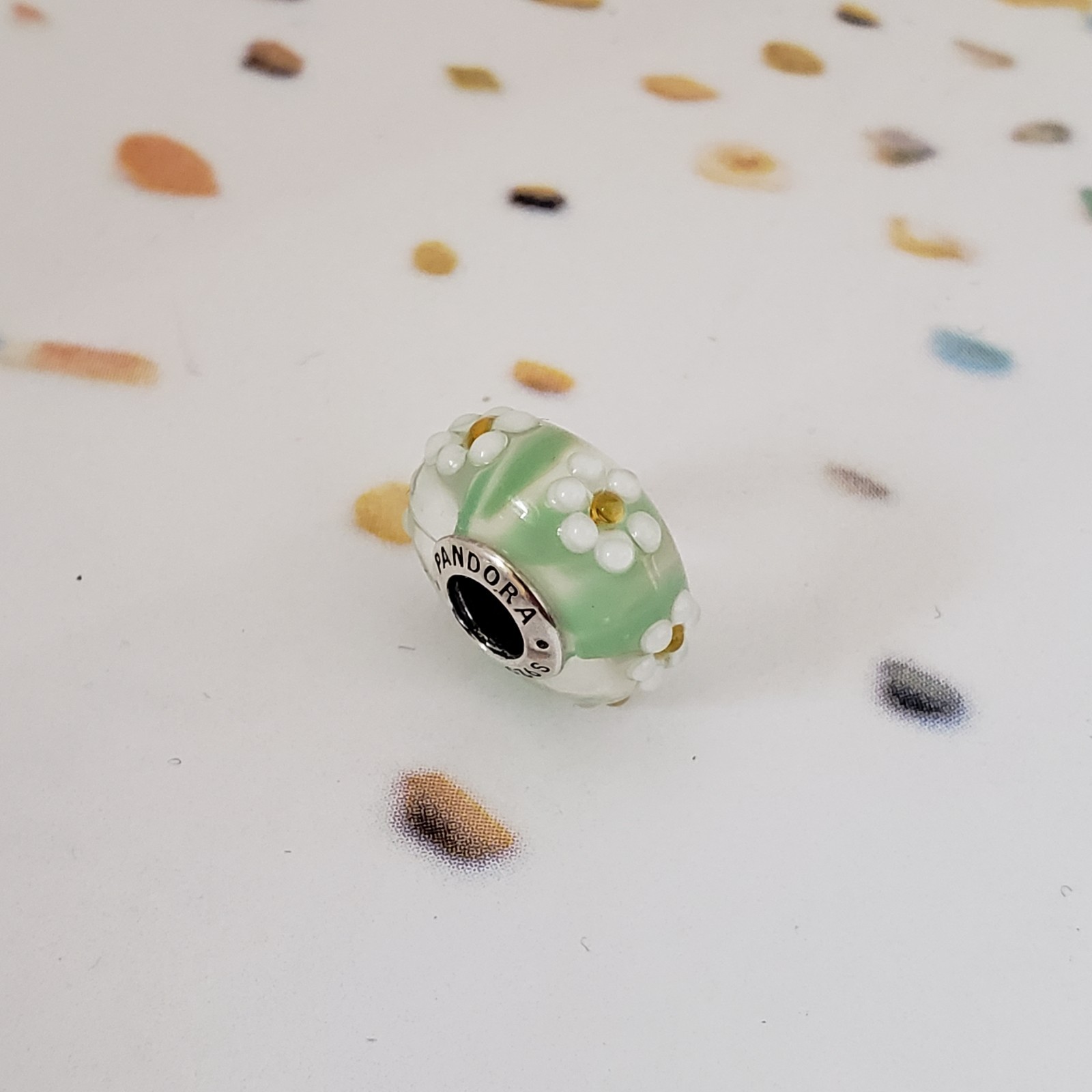 Pandora Green Daisy Flower Murano Charm