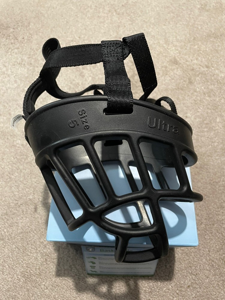 Baskerville Ultra Muzzle Black Size 5 New